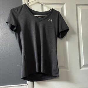 Under Armour Women's Charcoal V-Neck Tee
